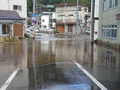 大雨による道路浸水被害